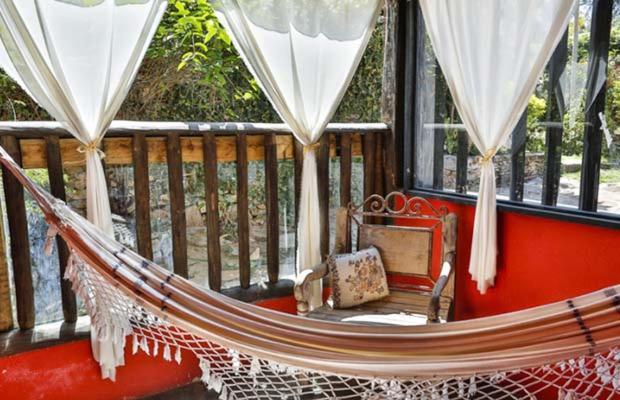 Suite,976585762:JPEG